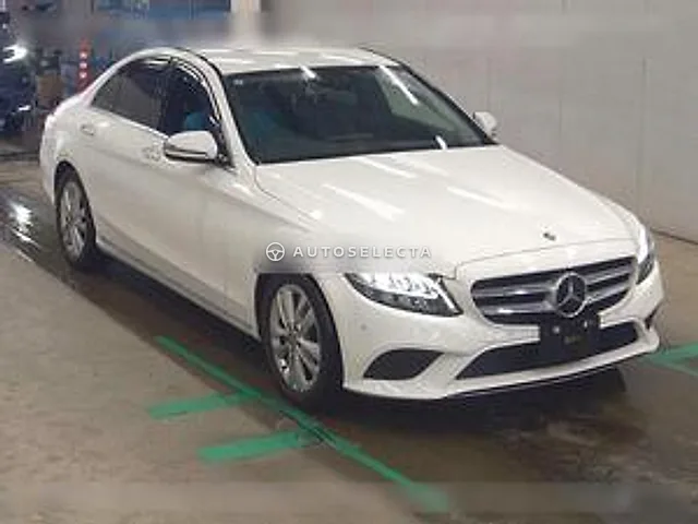 Mercedes-Benz C-Class 2019, auction grade 4