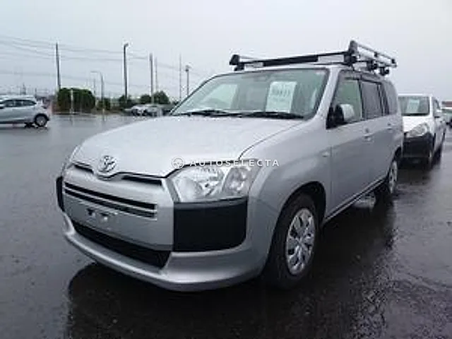 Toyota Succeed Wagon 2019, auction grade 3.5