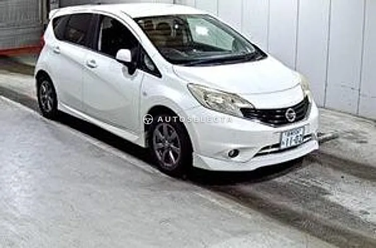 Nissan Note 2013, photo 1 of 1
