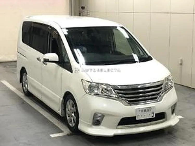 Nissan Serena 2011, photo 1 of 1