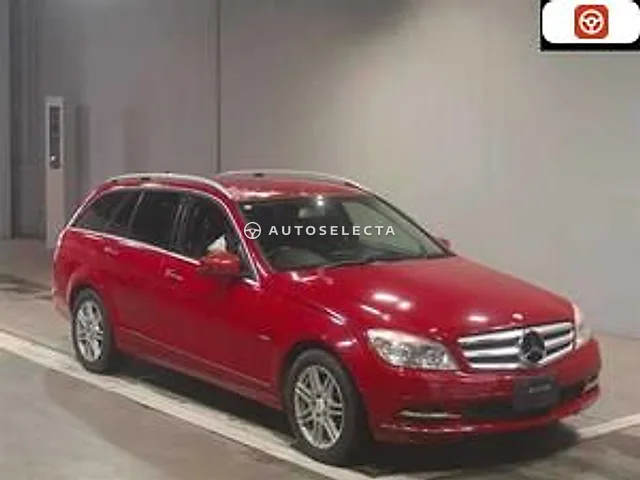 Mercedes-Benz C-Class Station Wagon 2011, auction grade 3.5
