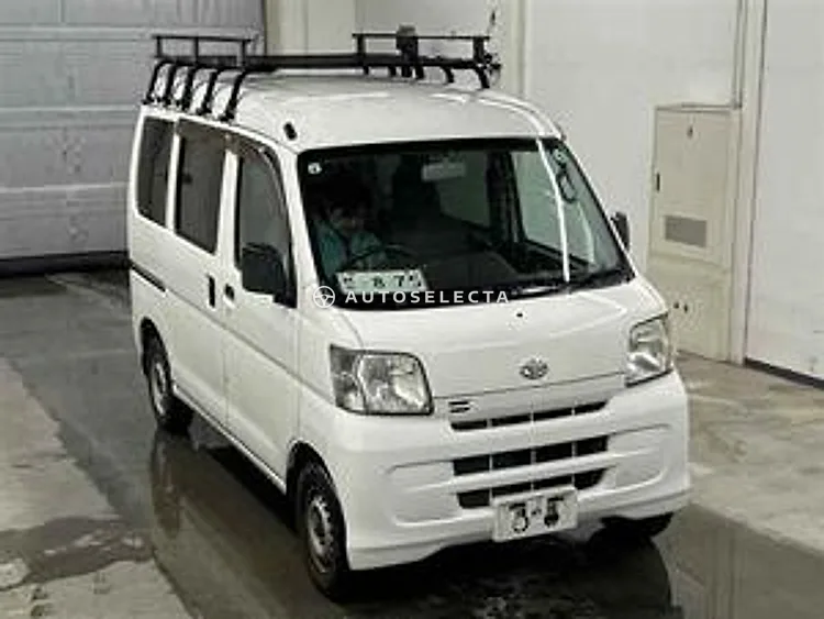 Daihatsu Hijet Cargo 2016, photo 1 of 1