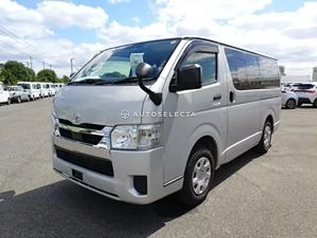 Toyota Hiace 2021