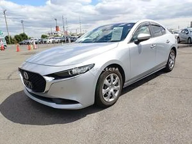 Mazda MAZDA3 2019, auction grade 4
