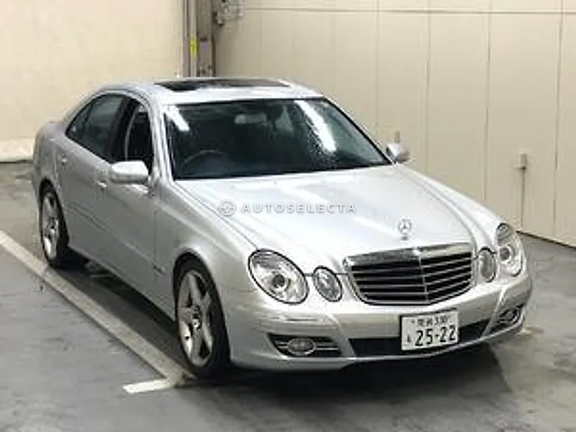 Mercedes-Benz E-Class 2008, auction grade 4