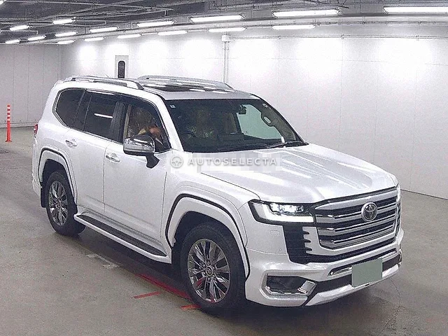 Toyota Land Cruiser 2022, auction grade 5
