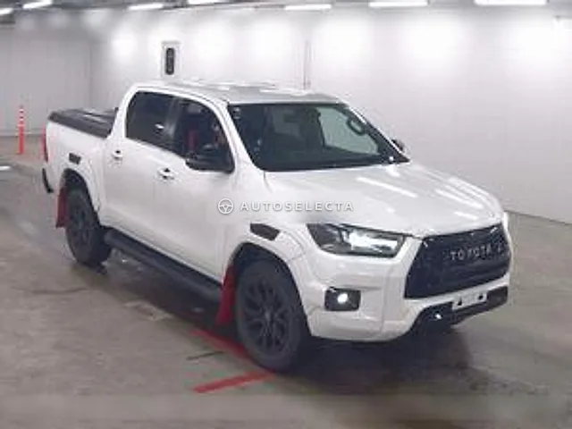 Toyota Hilux GR Sport 2023, auction grade 4.5