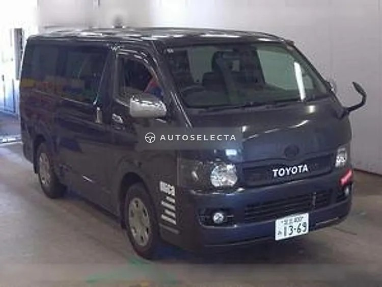 Toyota Hiace Van 2005, photo 1 of 1