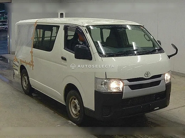 Toyota Hiace Van 2021