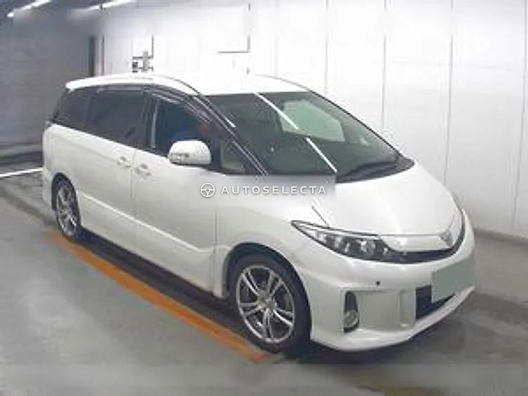 Toyota Estima 2012, photo 1 of 1