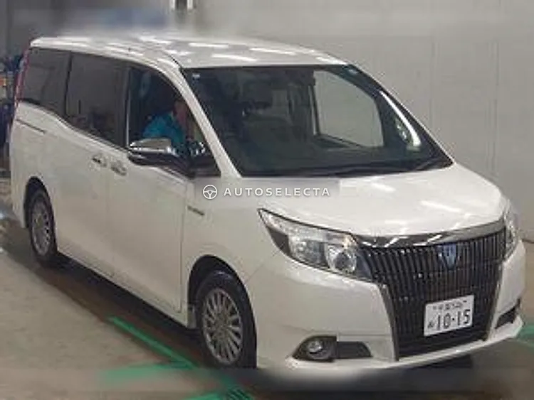 Toyota Esquire 2016, photo 1 of 1