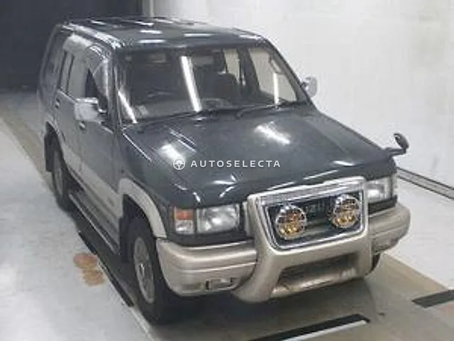 Isuzu Bighorn 1997, auction grade 3