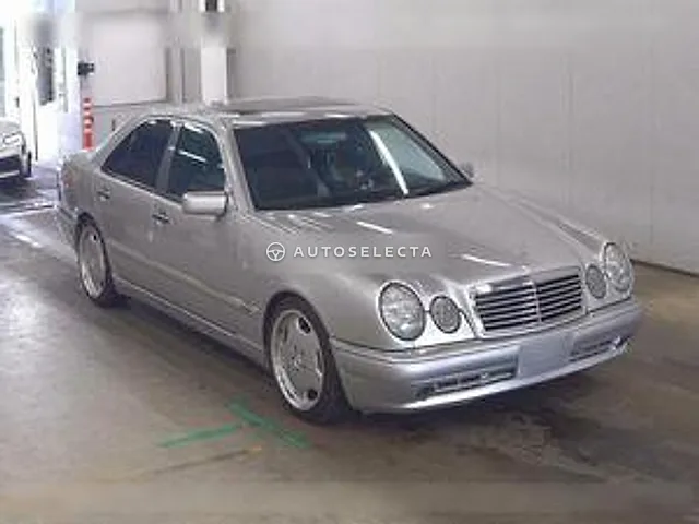 Mercedes-Benz E-Class 1997, auction grade 3.5