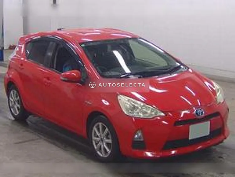 Toyota Aqua 2012, photo 1 of 1