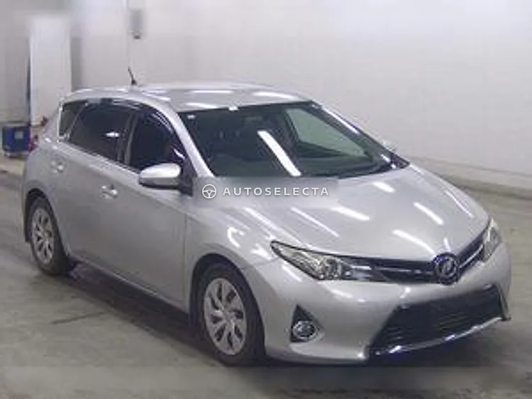 Toyota Auris 2014, photo 1 of 1
