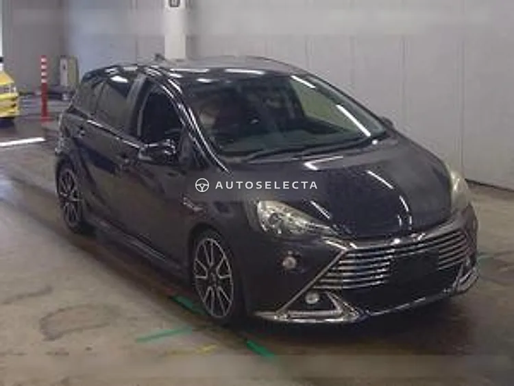 Toyota Aqua 2015, photo 1 of 1