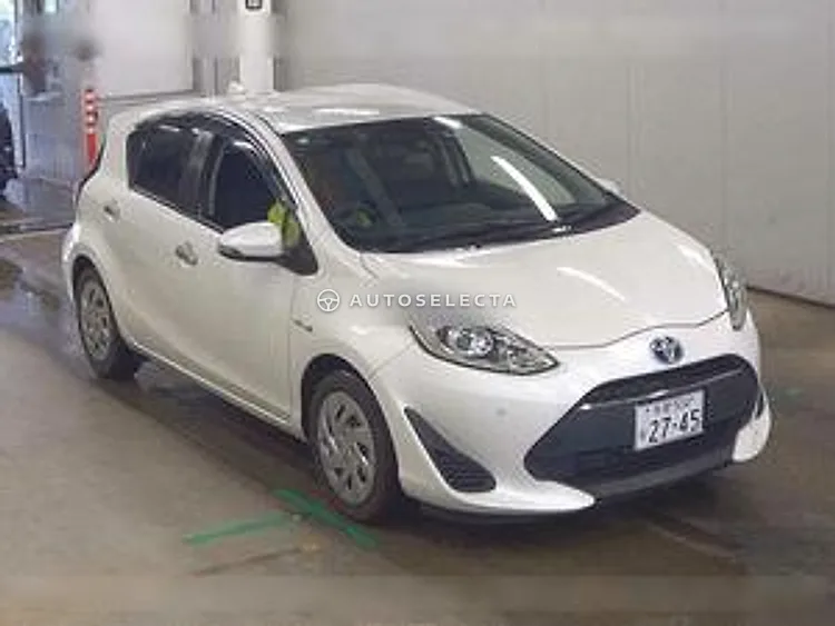 Toyota Aqua 2018, photo 1 of 1