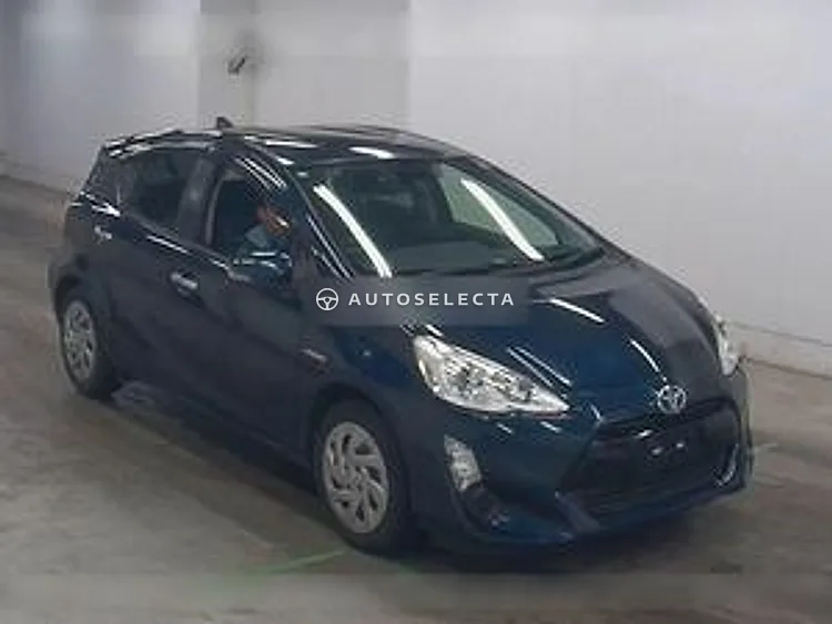 Toyota Aqua 2016, photo 1 of 1