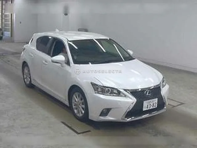 Lexus CT 2015, auction grade R
