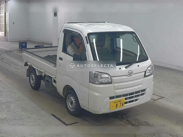 Daihatsu Hijet Truck 2018, auction grade 4