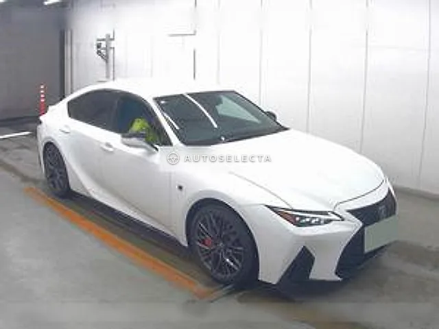 Lexus IS 2024, auction grade 5