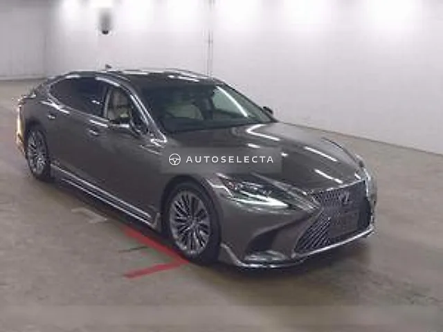Lexus LS 2017, auction grade R