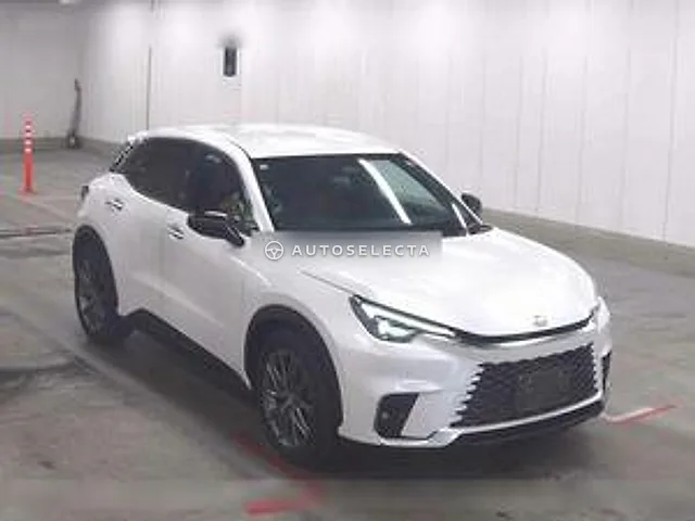 Lexus LBX 2024, auction grade R