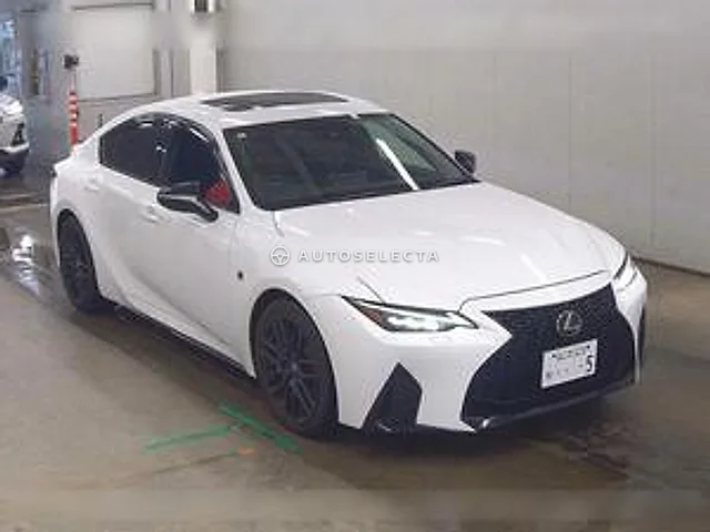 Lexus IS 2023, auction grade 4.5