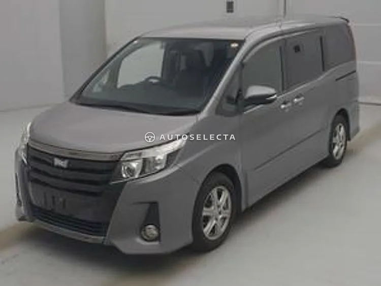 Toyota Noah 2016, photo 1 of 1