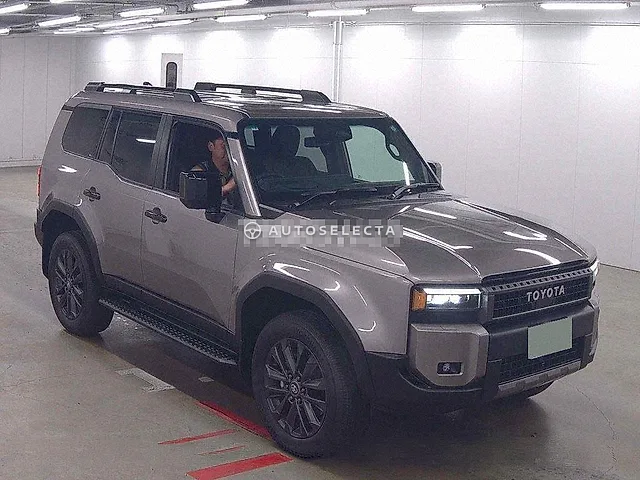Toyota Land Cruiser 2026, auction grade 6
