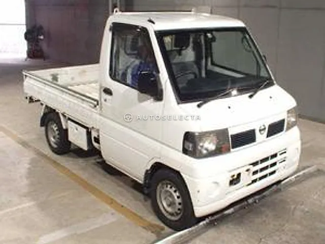 Nissan Clipper 2009, auction grade 3.5