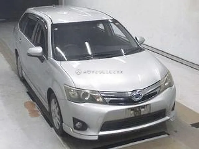 Toyota Corolla Fielder 2013, auction grade R