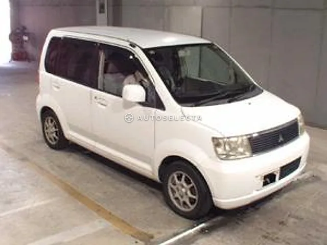 Mitsubishi eK Wagon 2002, auction grade R