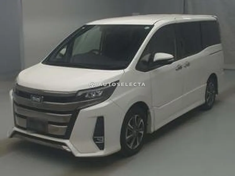 Toyota Noah 2017, photo 1 of 1