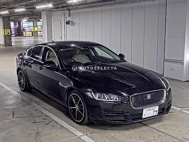 Jaguar XE 2016, auction grade 4.5