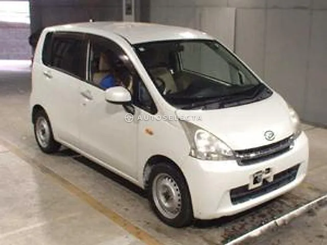 Daihatsu Move 2011, auction grade R