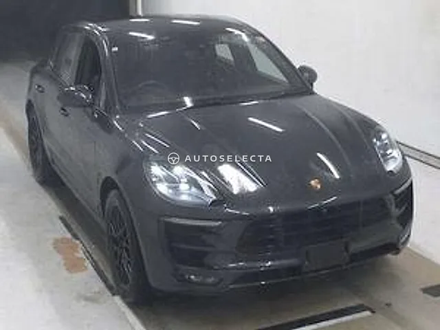 Porsche Macan 2017, auction grade 4.5