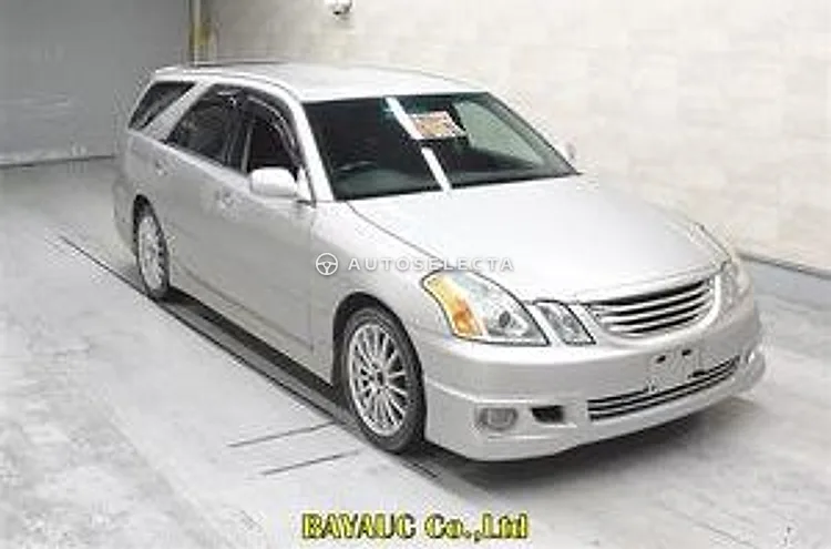 Toyota Mark II Blit 2002, photo 1 of 1