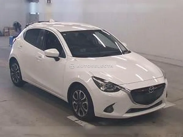 Mazda Demio 2015, auction grade 4.5