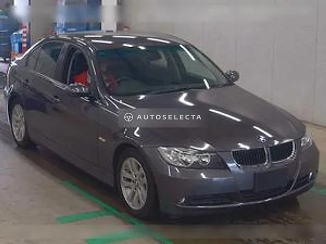 BMW 3 Series 2005, auction grade 4