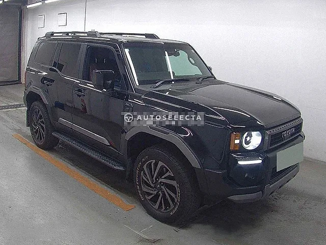 Toyota Land Cruiser 2024, auction grade 4.5
