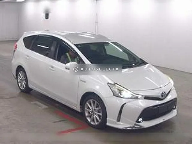 Toyota Prius Alpha 2015, auction grade 4.5