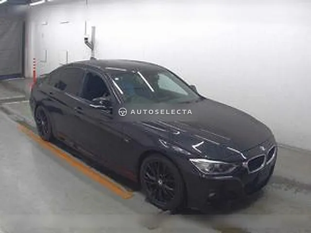 BMW 3 Series 2013, auction grade 4
