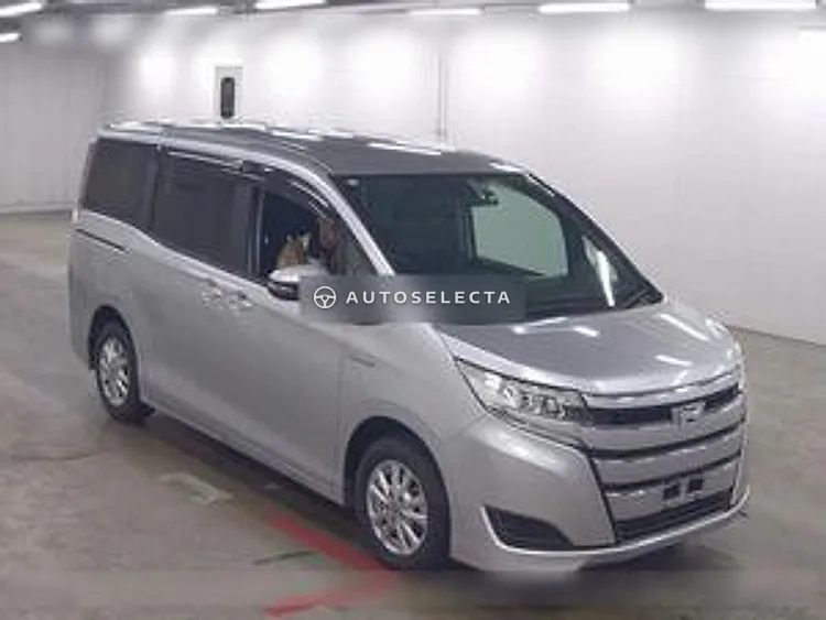 Toyota Noah 2019, photo 1 of 1