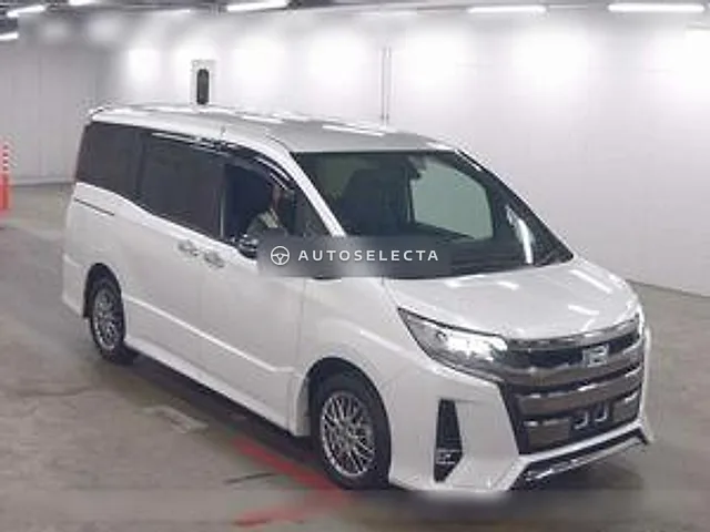 Toyota Noah 2021, auction grade R