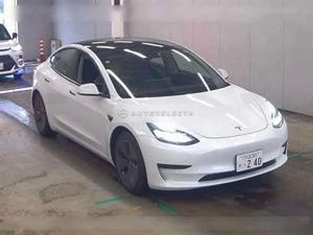 Tesla Model 3 2022, auction grade 4
