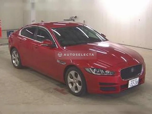 Jaguar XE 2015, auction grade 4