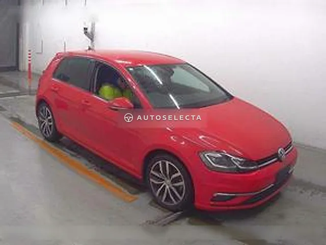 Volkswagen Golf 2018, auction grade 4