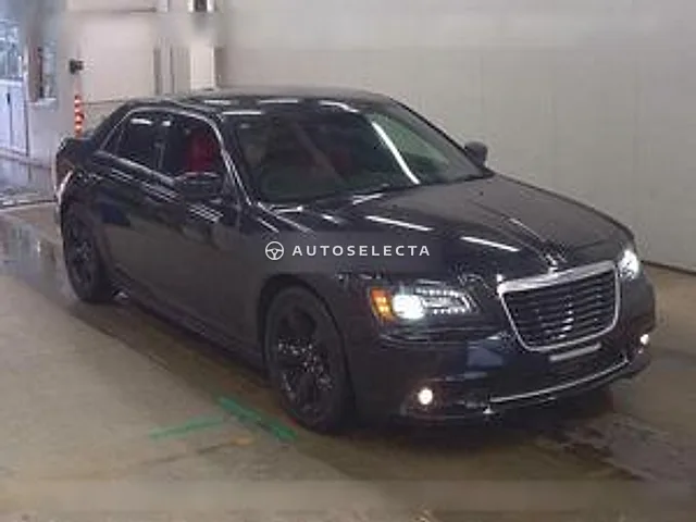 Chrysler 300 2013, auction grade 4