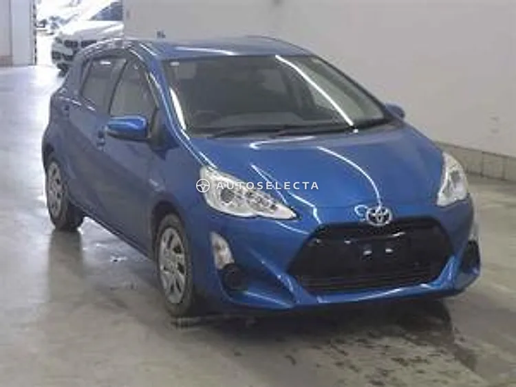 Toyota Aqua 2015, photo 1 of 1